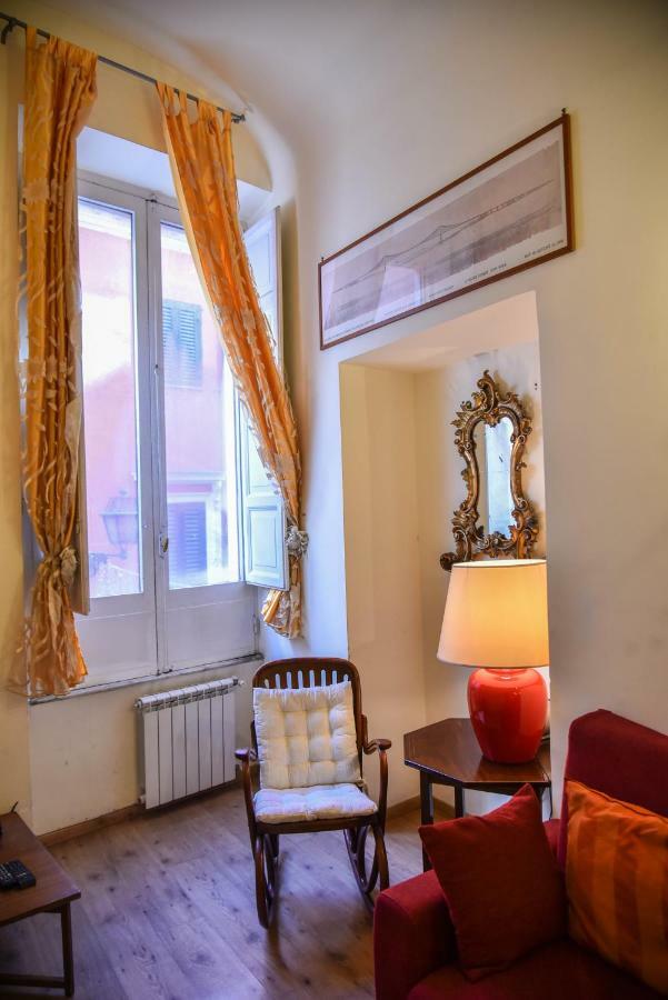 Stylish Apartment In Central Rome "Centro Storico" Eksteriør billede